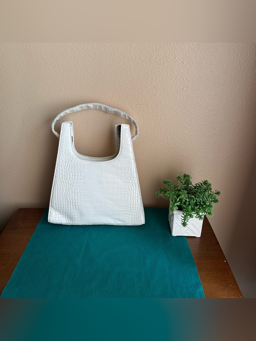 Ivory colored faux alligator embossed shoulder bag